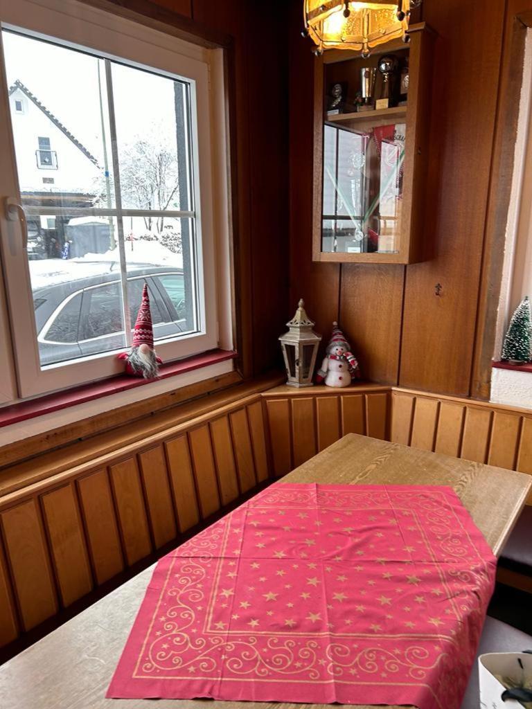 Haus Astenblick In Winterberg Fuer Bis Zu 35 Personen Fuer Wanderveranstaltungen Und Familienfeiern Ngoại thất bức ảnh