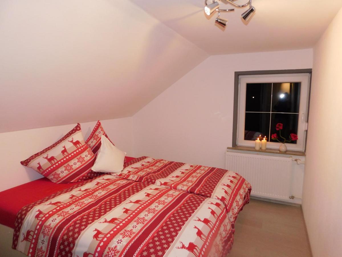 Haus Astenblick In Winterberg Fuer Bis Zu 35 Personen Fuer Wanderveranstaltungen Und Familienfeiern Ngoại thất bức ảnh