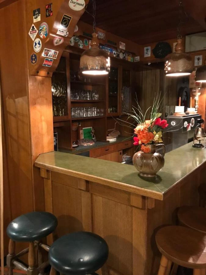 Haus Astenblick In Winterberg Fuer Bis Zu 35 Personen Fuer Wanderveranstaltungen Und Familienfeiern Ngoại thất bức ảnh