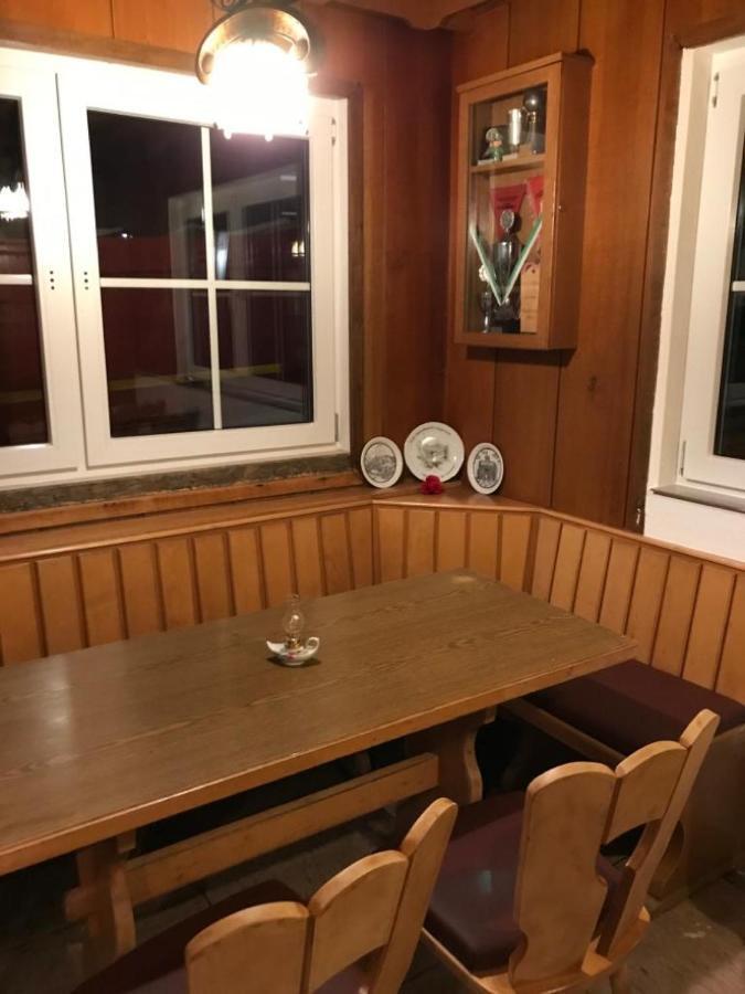Haus Astenblick In Winterberg Fuer Bis Zu 35 Personen Fuer Wanderveranstaltungen Und Familienfeiern Ngoại thất bức ảnh